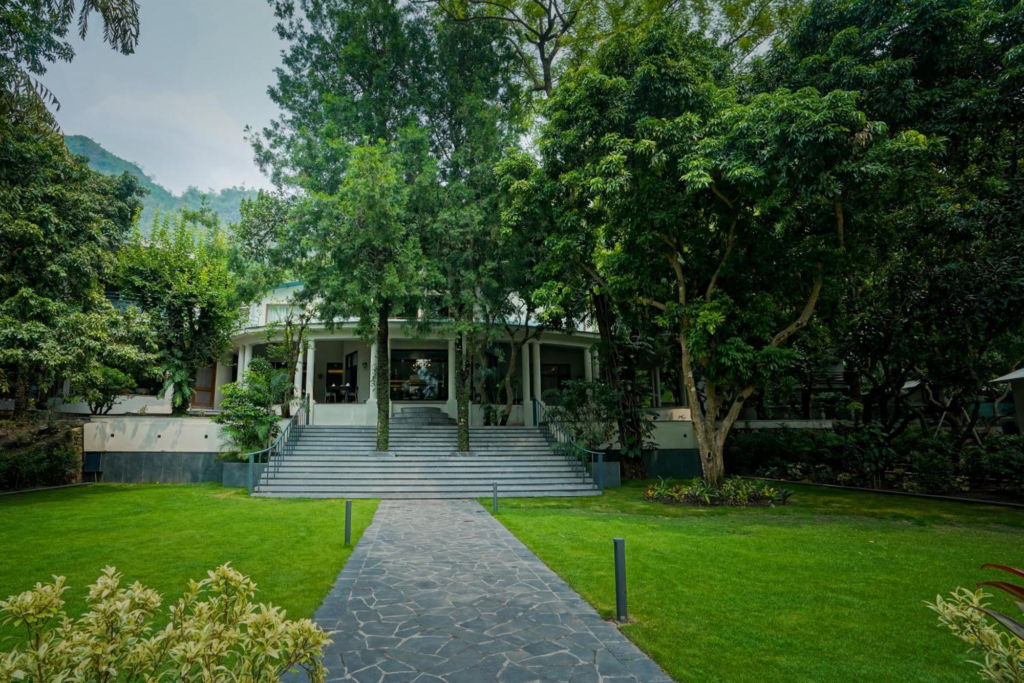 Anand Kashi By The Ganges Rishikesh - Ihcl Seleqtions Hotel Sirasu Exterior photo