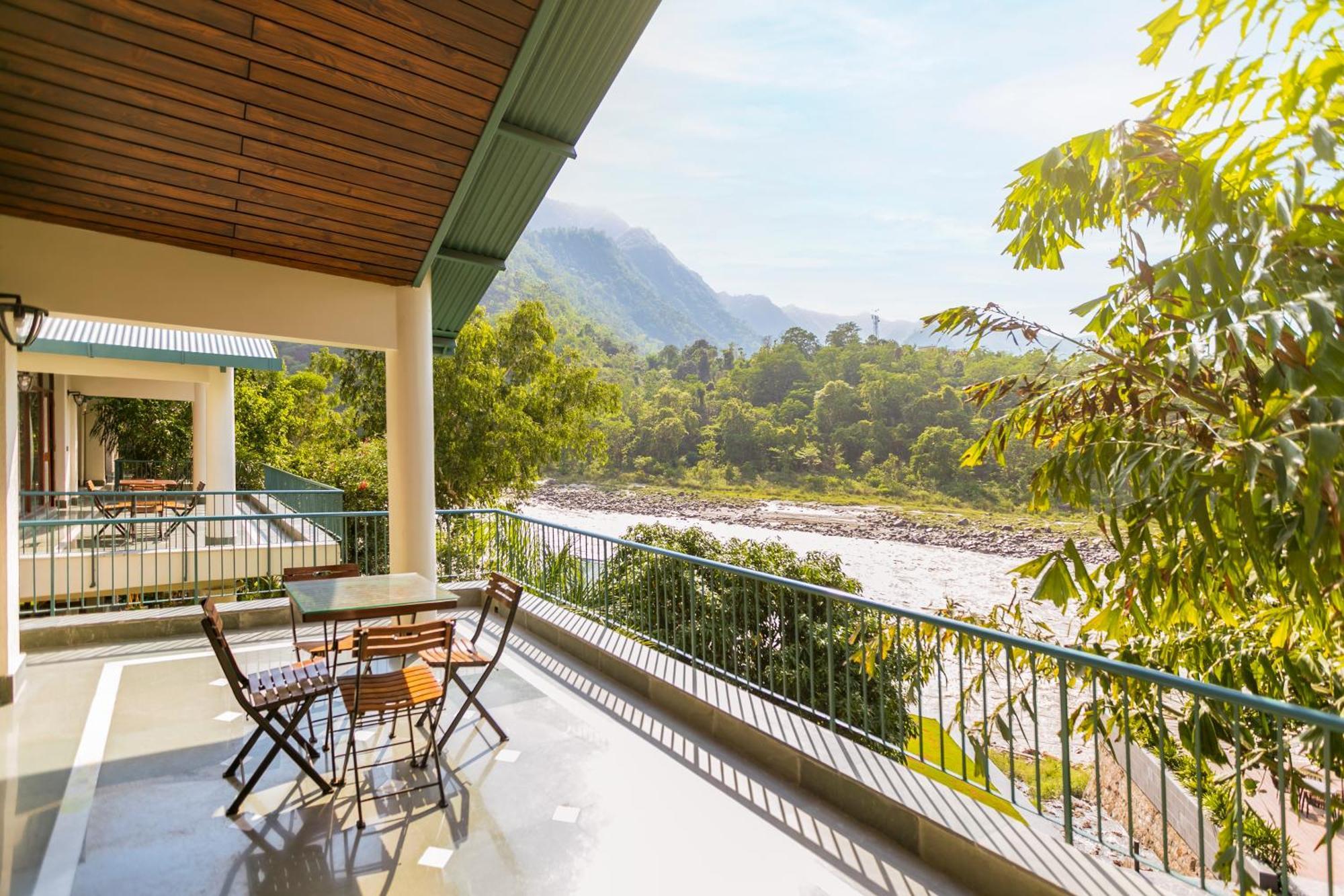 Anand Kashi By The Ganges Rishikesh - Ihcl Seleqtions Hotel Sirasu Exterior photo