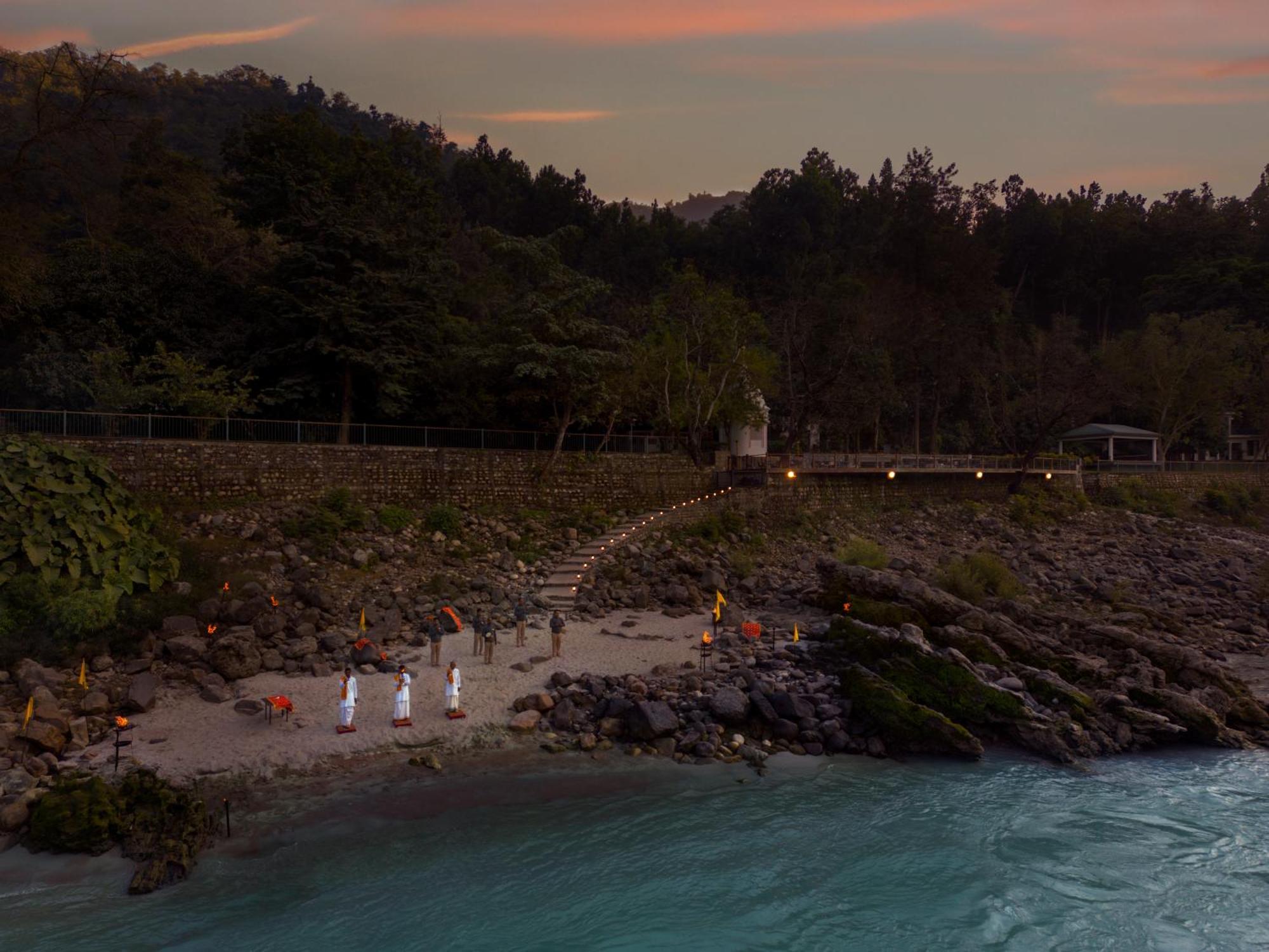 Anand Kashi By The Ganges Rishikesh - Ihcl Seleqtions Hotel Sirasu Exterior photo